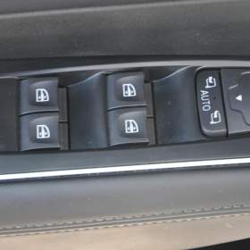 Foto inzerátu Renault Talisman 2.0dCi 147kW KOMBI Initiale