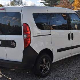 Foto inzerátu Fiat Dobló 1.3JTD 66kW 5.míst