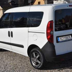 Foto inzerátu Fiat Dobló 1.3JTD 66kW 5.míst
