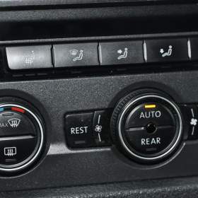 Foto inzerátu Volkswagen Caravelle 2.0TDi 110kW LONG 4x4