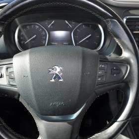 Foto inzerátu Peugeot Traveller 2.0HDi 110kW Kůže 8.míst