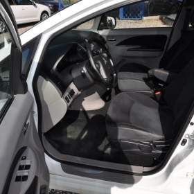 Foto inzerátu Mitsubishi Grandis 2.0Di-D 103kW 7.míst