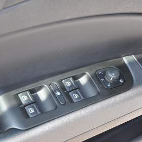 Foto inzerátu Škoda Superb II 2.0TDi 103kW ELEGANCE