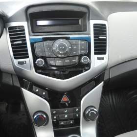 Foto inzerátu Chevrolet Cruze 1.6i 91kW POJÍZDNÉ