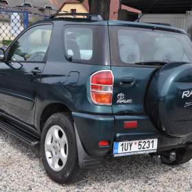 Foto inzerátu Toyota RAV4 2.0VVT-i 110kW 3dv.