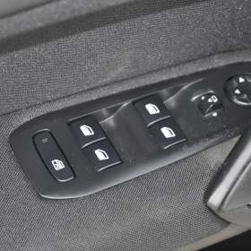 Foto inzerátu Peugeot 308 1.6eHDi 73kW SW