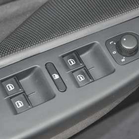 Foto inzerátu Volkswagen Golf Variant 2.0TDi 103kW KOMBI Match