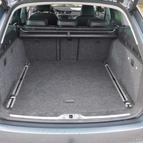 Foto inzerátu Škoda Superb II 2.0TDi 125kW KOMBI Elegance