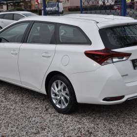 Foto inzerátu Toyota Auris 1.6 97kW KOMBI