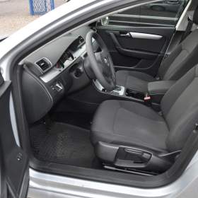Foto inzerátu Volkswagen Passat 2.0TDi 130kW KOMBI Automat