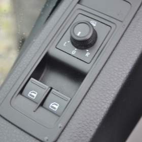 Foto inzerátu Volkswagen Caravelle 2.0TDi 110kW LONG 4x4