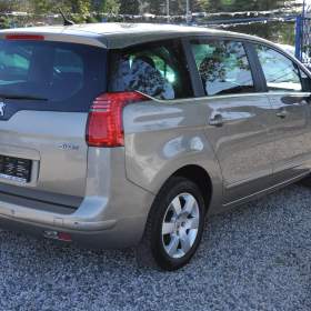 Foto inzerátu Peugeot 5008 1.6HDi 82kW AUTOMAT