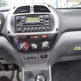 Foto inzerátu Toyota RAV4 2.0VVT-i 110kW 3dv.