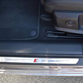 Foto inzerátu Audi A6 3,0 TDi  Quattro S-Line HD LED Assist