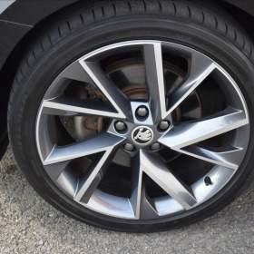 Foto inzerátu Škoda Superb 1,4 TSi iV Sportline Virtual LED ACC