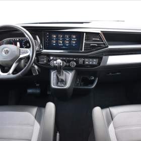 Foto inzerátu Volkswagen Multivan 2,0 TDi  DSG 4x4 Cruise Assist Virtual