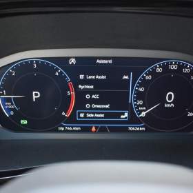 Foto inzerátu Volkswagen Multivan 2,0 TDi  DSG 4x4 Cruise Assist Virtual