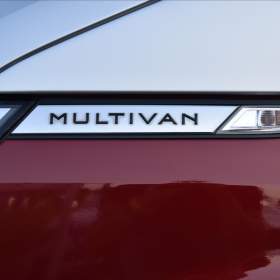 Foto inzerátu Volkswagen Multivan 2,0 TDi  DSG 4x4 Cruise Assist Virtual