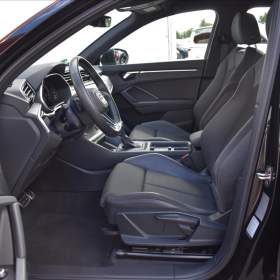 Foto inzerátu Audi Q3 1,4 45 TFSIe  S-tronic S-line LED Assist
