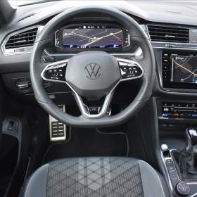 Foto inzerátu Volkswagen Tiguan Allspace 2,0 TDi  DSG 4x4 R-Line Assist Virtual