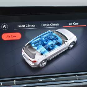 Foto inzerátu Volkswagen Golf 1,4 TSi  GTE Hybrid Virtual LED Kamera