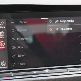 Foto inzerátu Volkswagen Golf 1,4 TSi  GTE Hybrid Virtual LED Kamera