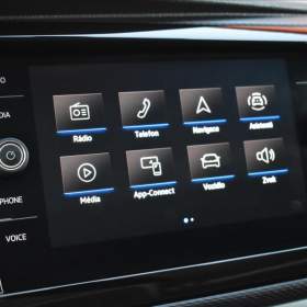 Foto inzerátu Volkswagen Caravelle 2,0 TDi  DSG LONG BULLI Virtual LED