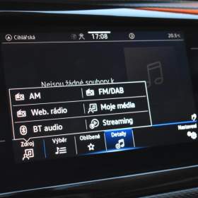 Foto inzerátu Volkswagen Caravelle 2,0 TDi  DSG LONG BULLI Virtual LED