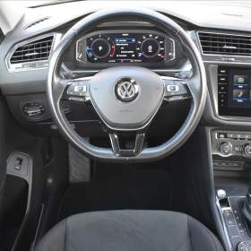 Foto inzerátu Volkswagen Tiguan Allspace 2,0 TDi DSG 4x4 Highline LED 7-Míst