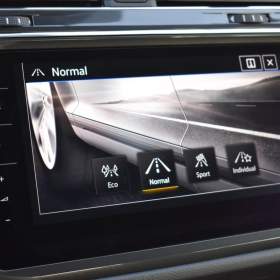 Foto inzerátu Volkswagen Tiguan Allspace 2,0 TDi DSG 4x4 Highline LED 7-Míst