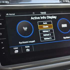 Foto inzerátu Volkswagen Tiguan Allspace 2,0 TDi DSG 4x4 Highline LED 7-Míst