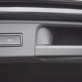 Foto inzerátu Volkswagen Passat 1,4 TSi  DSG GTE Virtual LED Assist