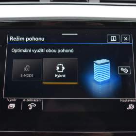 Foto inzerátu Volkswagen Passat 1,4 TSi  DSG GTE Virtual LED Assist