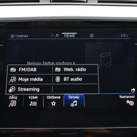 Foto inzerátu Volkswagen Passat 1,4 TSi  DSG GTE Virtual LED Assist