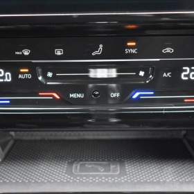 Foto inzerátu Volkswagen Passat 1,4 TSi  DSG GTE Virtual LED Assist