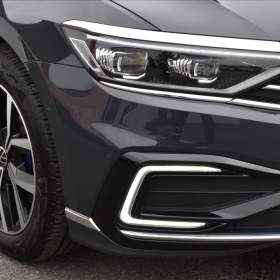 Foto inzerátu Volkswagen Passat 1,4 TSi  DSG GTE Virtual LED Assist