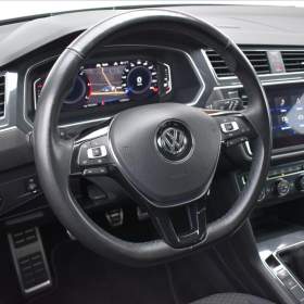 Foto inzerátu Volkswagen Tiguan Allspace 2,0 TDi  R-Line Virtual Assist LED