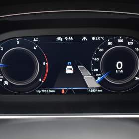 Foto inzerátu Volkswagen Tiguan Allspace 2,0 TDi  R-Line Virtual Assist LED