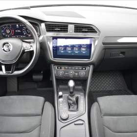 Foto inzerátu Volkswagen Tiguan Allspace 2,0 BiTDi DSG 4x4 R-Line LED Assist