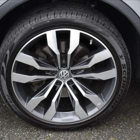 Foto inzerátu Volkswagen Tiguan Allspace 2,0 BiTDi DSG 4x4 R-Line LED Assist