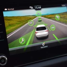 Foto inzerátu Škoda Kodiaq 2,0 TDi  DSG Clever LED Assist Virtual