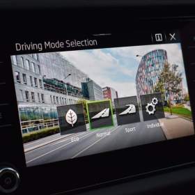 Foto inzerátu Škoda Kodiaq 2,0 TDi  DSG Clever LED Assist Virtual