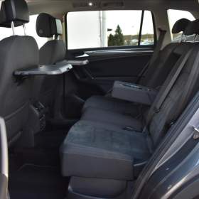 Foto inzerátu Volkswagen Tiguan Allspace 2,0 BiTDi DSG 4x4 R-Line LED Assist