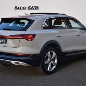 Foto inzerátu Audi e-tron 55  300KW Advanced Panorama