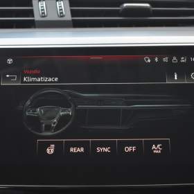 Foto inzerátu Audi e-tron 55  300KW Advanced Panorama