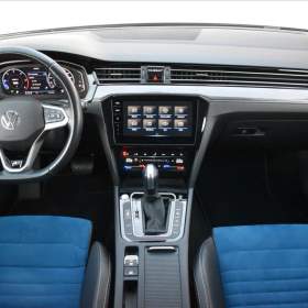 Foto inzerátu Volkswagen Passat 2,0 TDi DSG R-Line LED Matrix Virtual