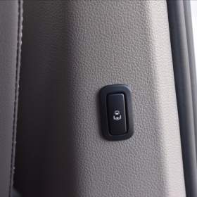 Foto inzerátu Volkswagen Multivan 2,0 TDi DSG Edition IQ Drive Virtual