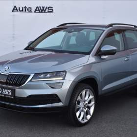 Foto inzerátu Škoda Karoq 1,5 TSi 110kW Style Columbus Kamera