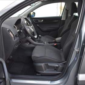 Foto inzerátu Škoda Karoq 1,5 TSi 110kW Style Columbus Kamera