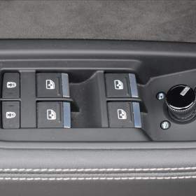 Foto inzerátu Audi e-tron S  370 Quattro Digital LED